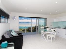 Aqua-Heights Apartment, self-catering accommodation in Nelson