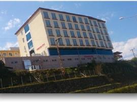 Giresun Uygulama Oteli, hotel v destinaci Yunuslu