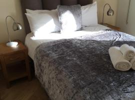 Blue Sky Apartments@Guildford Town Centre – hotel w mieście Guildford