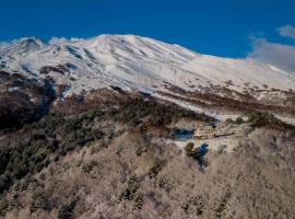 Rifugio Alpino Salvatore Citelli, ξενοδοχείο σε Fornazzo