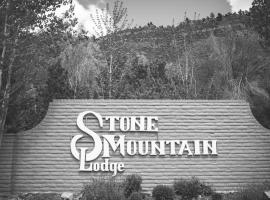 Stone Mountain Lodge, hotell i Lyons