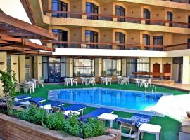 Gaddis Hotel, Suites and Apartments, hotel di Luxor