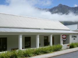 33 Berg Selfcatering, guest house in Swellendam