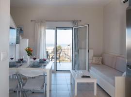 Like Home、アギア・マリーナ・ネア・キドニアスのホテル