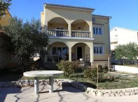 Apartments Tinka