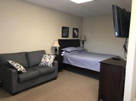 Riverview Suites: Clarenville şehrinde bir motel