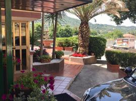 Cristal Hotel: Manocalzati'de bir otel