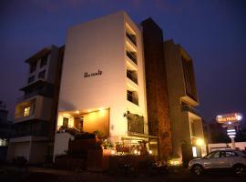 The Bliss Hotel, hotel em Somnath