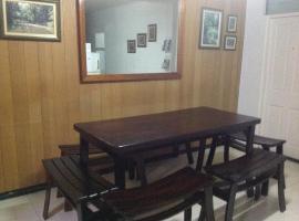 Mitchell's Guest House, hotel v destinaci DʼArbeau