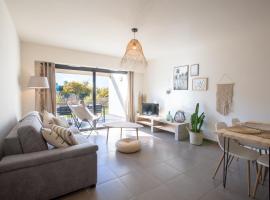 T2 au coeur de Porticcio - Vue mer Imprenable !, ξενοδοχείο κοντά στο Αεροδρόμιο Ajaccio – Napoléon Bonaparte - AJA, 