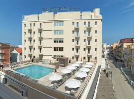 Residence Continental Resort, hotell i Gabicce Mare