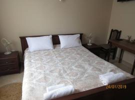 Готель Vivat, Hotel in Kopychyntsi