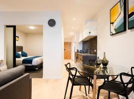 Artel Apartments Brunswick, отель в Мельбурне