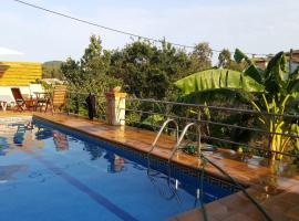 Casita con piscina y barbacoa privada – domek wiejski w Blanes