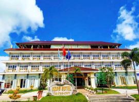 Ozon Hotel, khách sạn ở Năm Căn