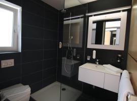 ME Hotel by WMM Hotels, hotel en Meitingen