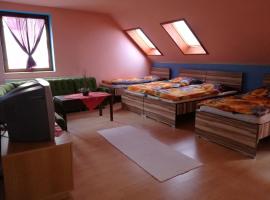Ubytovanie EMILY, cheap hotel in Dunajská Streda