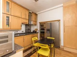 Excellent 2 bedroom Located between Holborn &Russell Square