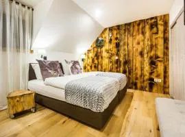Hotel Pok Garni