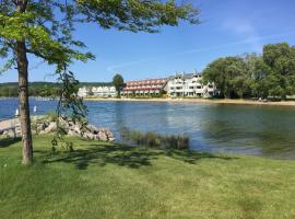 111 Water Street Inn, hotel in Boyne City