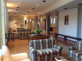 Ospitalità San Tommaso d'Aquino, hotel v destinaci Boloňa