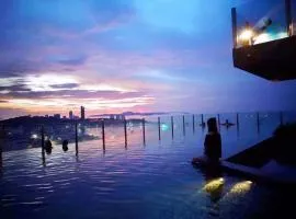 Pattaya Center Seascape Apartment