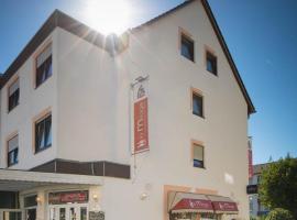 Hotel Berlin, hotel with parking in Schwetzingen