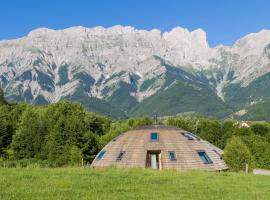 Au-delà Des Nuages، فندق في Chauffayer