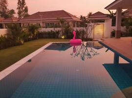 Villa de Veluwe @ Hua Hin, hotel near Sam Phan Nam Floating Market, Hua Hin