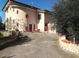 Casa fra gli ulivi di Giuseppe, отель в городе Sonnino