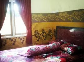 Nakula's Guest House, жилье для отдыха в городе Баньюванги