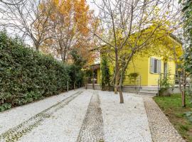 Villa Twetty, hotel v destinaci Massaciuccoli