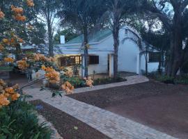 Windsor Cottage, hotel near Phophonyane Nature Reserve, Barberton