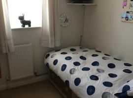 J8 m27, hotel perto de Netley Abbey, Southampton