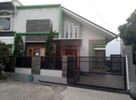 Homestay Syariah Cileunyi, Bandung Timur, жилье для отдыха в Бандунге