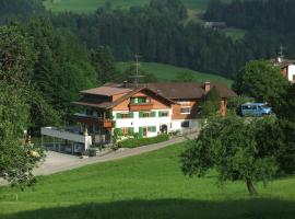 Pension Jägerheim, hotel with parking in Krumbach