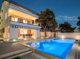Sailor house villa near Trogir, private pool