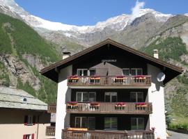 Ferienwohnungen Wallis - Randa bei Zermatt, hotel v destinaci Randa