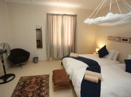 Aloe Rock House, hotel di Aus