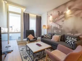 Vitosha Blvd Luxury 2-Bedroom, 2-Bathroom with Balcony