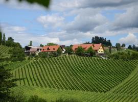 Weingut Fellner, Bed & Breakfast in Leutschach