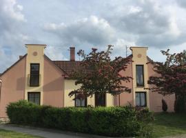 Apartmány U parku Třeboň, căn hộ dịch vụ ở Třeboň