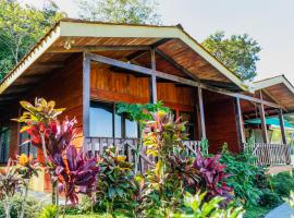 Heliconias Rainforest Lodge, отель в городе Бихагуа