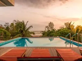StayVista Ashore 6BHK Infinity Pool Ocean View- Morjim