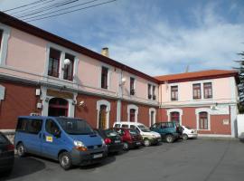 Albergue La Estación, מלון ביאנס