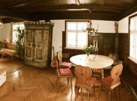 Schatzl Hütte โรงแรมในบัดเทิลซ์