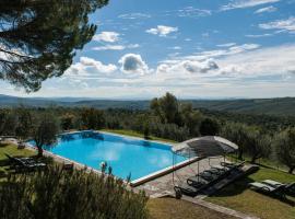 Casa Vacanze Villa Giusterna, landsted i Monte Benichi