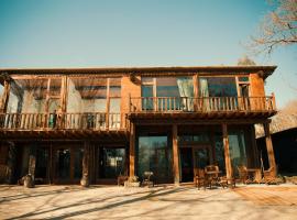 Albergue Bergando, hotel i Negreira