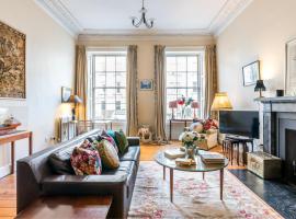 GRAND & SPACIOUS CENTRAL APT WITH WiFi