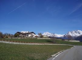 Agriturismo Plan d'Avie, farm stay in Aosta
